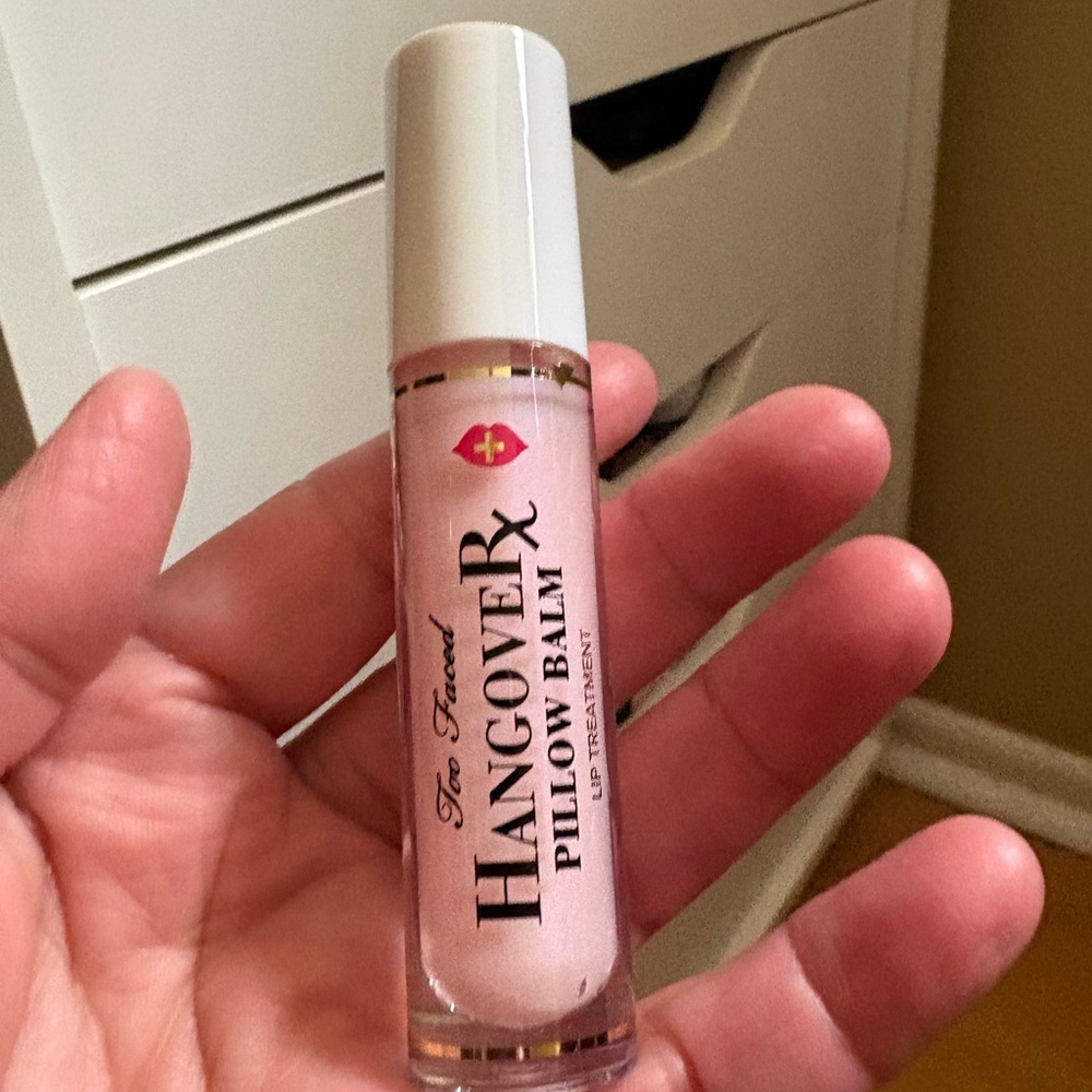 Too Faced Hangover Pillow Balm -Trattement Brand New Never Used. - Picture 6 of 11